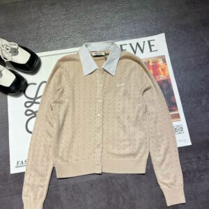 미우미우 26SS 카라 니트 가디건