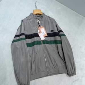 미우미우(Miu Miu) 26ss 테크니컬 실크 블루종 자켓 1-1
