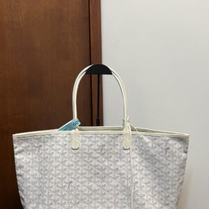 고야드 생루이백 10