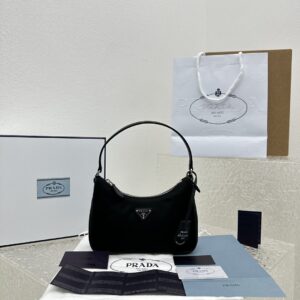 프라다 리나일론 호보백
