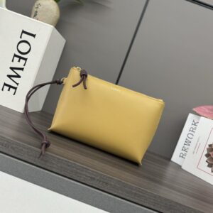 로에베 Knot T