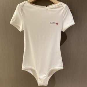 미우미우 점프 수트