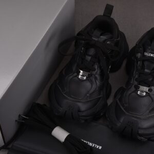【XA】Balenciaga Cargo 블랙 발랙시아가