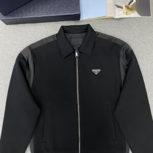 TJ공장 프라다 삼각 로고 이음 지퍼 자켓 블랙 Prada