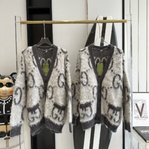 V공장 구찌 큰 GG 로고 양면 앙고라 가디건 다크 그레이 24ss Gucci 남녀공용