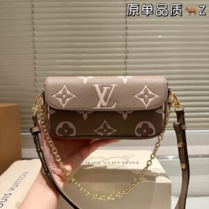 루이비통 2025 WALLET ON CHAIN IVY