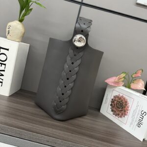로에베 Pebble Bucket