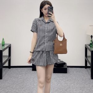 디올 반팔 스커트 팬츠