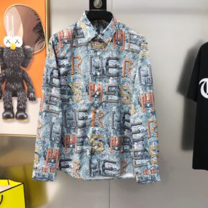 에르메스(HERMÈS) 올오버 로고 프린트 셔츠