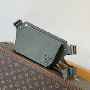 LOUIS VUITTON 루이비통 테이크오프 슬링백 카키그린 M21364