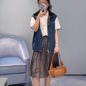 미우미우(Miu Miu) 25FW 신상 데님 베스트 자켓