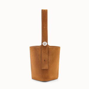 LOEWE 로에베 라지 페블 버킷 백 BANBBBHX01