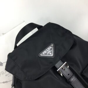 PRADA 프라다 미디엄 리나일론 백팩 1BZ811_RV44_F0002_V_OTO