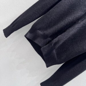 [S~L]버버리 25SS EKD 빅로고 브이넥 가디건 2color