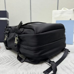 PRADA 프라다 리나일론 및 사피아노 가죽 백팩 2VZ101_2DMG_F0002_V_OOO