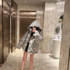 루이비통 25FW 모노그램 덕다운 자켓