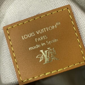 LOUIS VUITTON 루이비통 토스트 웨어러블 월릿 M26984