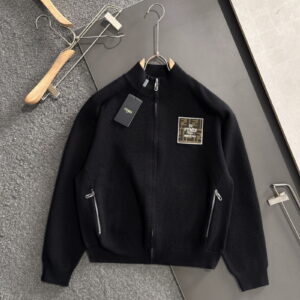 [M~3XL]펜디 FF 로고 패치 스트라이프 패턴 니트 가디건 2color