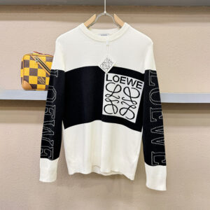 [M~3XL]로에베 빅 아나그램 배색 로고 니트 스웨터