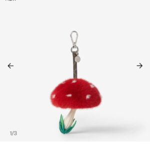 Fendi 머쉬룸 밍크 퍼 키링 펜디