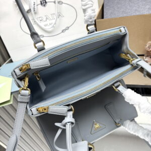 PRADA 프라다 갤러리아 미디엄 가죽 핸드백 1BA457_2CYS_F0384_V_YO0