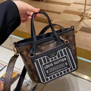 루이비통 M28347 네버풀 반둘리에 인사이드 아웃 BB 1-2