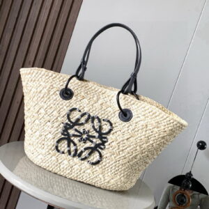 LOEWE 로에베 미디엄 애너그램 바스켓 백 A223T43X02-2165