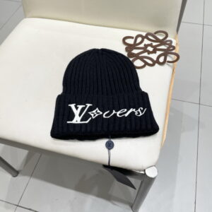 루이비통 LV 러버스 (LV Lovers) 비니 M7741A
