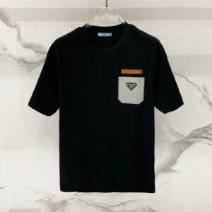 [S~XL]프라다 삼각로고 가죽패치 반팔 티셔츠 블랙