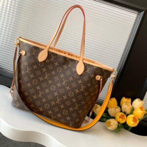 LOUIS VUITTON 루이비통 네버풀 반둘리에 인사이드 아웃 MM M11947