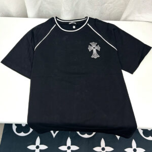 [M~2XL]크롬하츠 크로스 자수 가죽패치 래글런 반팔티셔츠 블랙