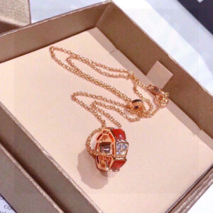 불가리 마더 오브 펄 Serpenti 네크리스