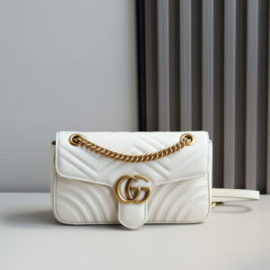 GUCCI 구찌 GG 마몽 마틀라세 스몰 숄더백 443497-DTDIT-9022