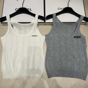 [FREE]미우미우 펄포레이티드 레이스 탱크탑 2color