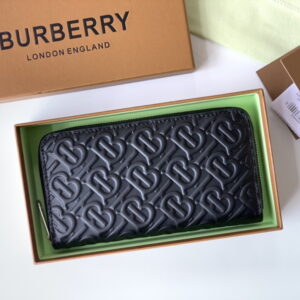BURBERRY 버버리 모노그램 레더 지퍼 라운드 지갑 8017652