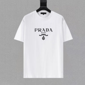 [M~3XL]프라다 밀라노 레드 로고 티셔츠 화이트