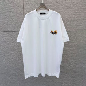 [S~2XL]아미리 파이어 로고 반팔 티셔츠 화이트
