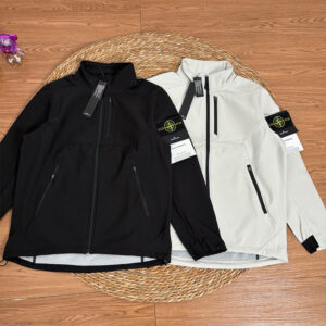 [M~2XL]스톤아일랜드 소프트 쉘 R 재킷 2color