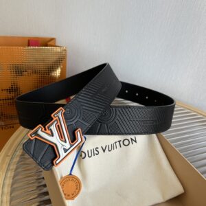 루이비통 가죽 LV 4cm 엠보 양면 벨트 블랙 LOUIS VUITTON
