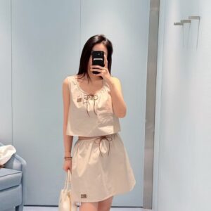Miu Miu 스트링 리본 나시 탑 베이지
