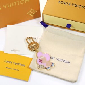 루이비통 비비렌 온 더 코트 키 홀더 키링 M01445 LOUIS VUITTON