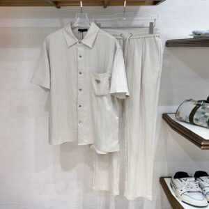 [M~3XL]프라다 삼각로고 반팔 셔츠 & 팬츠 세트 화이트