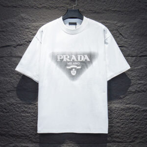 [S~XL]프라다 삼각 실루엣 자수 로고 반팔 티셔츠 화이트