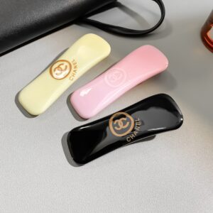 샤넬 Chanel 더블 CC 헤어클립