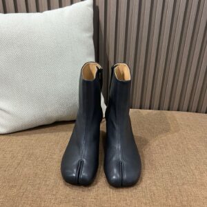 메종 마르지엘라 MM6 타비 앵클부츠 블랙 6cm 힐
