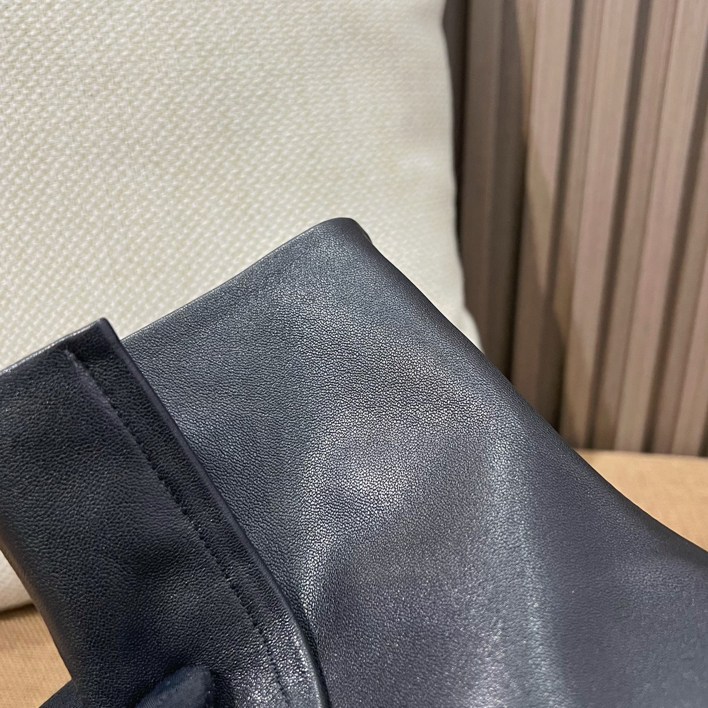 메종 마르지엘라 MM6 타비 앵클부츠 블랙 6cm 힐 - 이미지 17