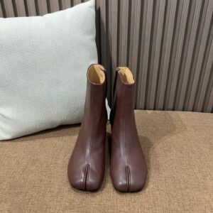 메종 마르지엘라 MM6 타비 앵클부츠 브라운 6cm 힐