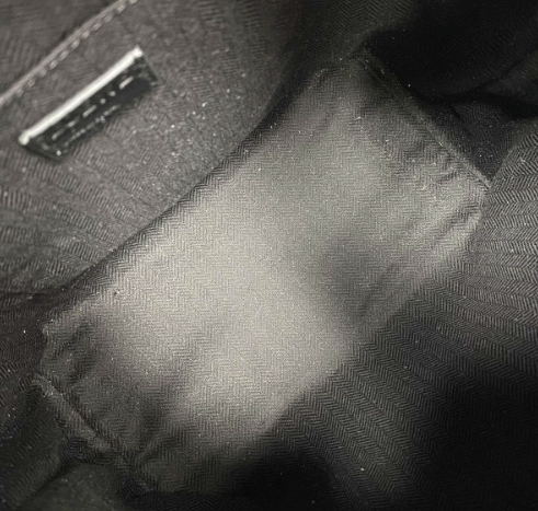 로에베 블랙 스웨이드 스몰 카우하이드 버킷백 - 이미지 5